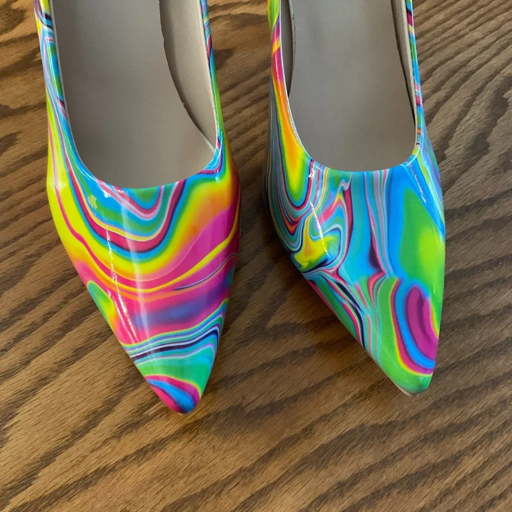Rouge Helium Multi-Colored Rainbow Swirl, Tie-Dye Stilettos, Women’s Sz 8-8.5